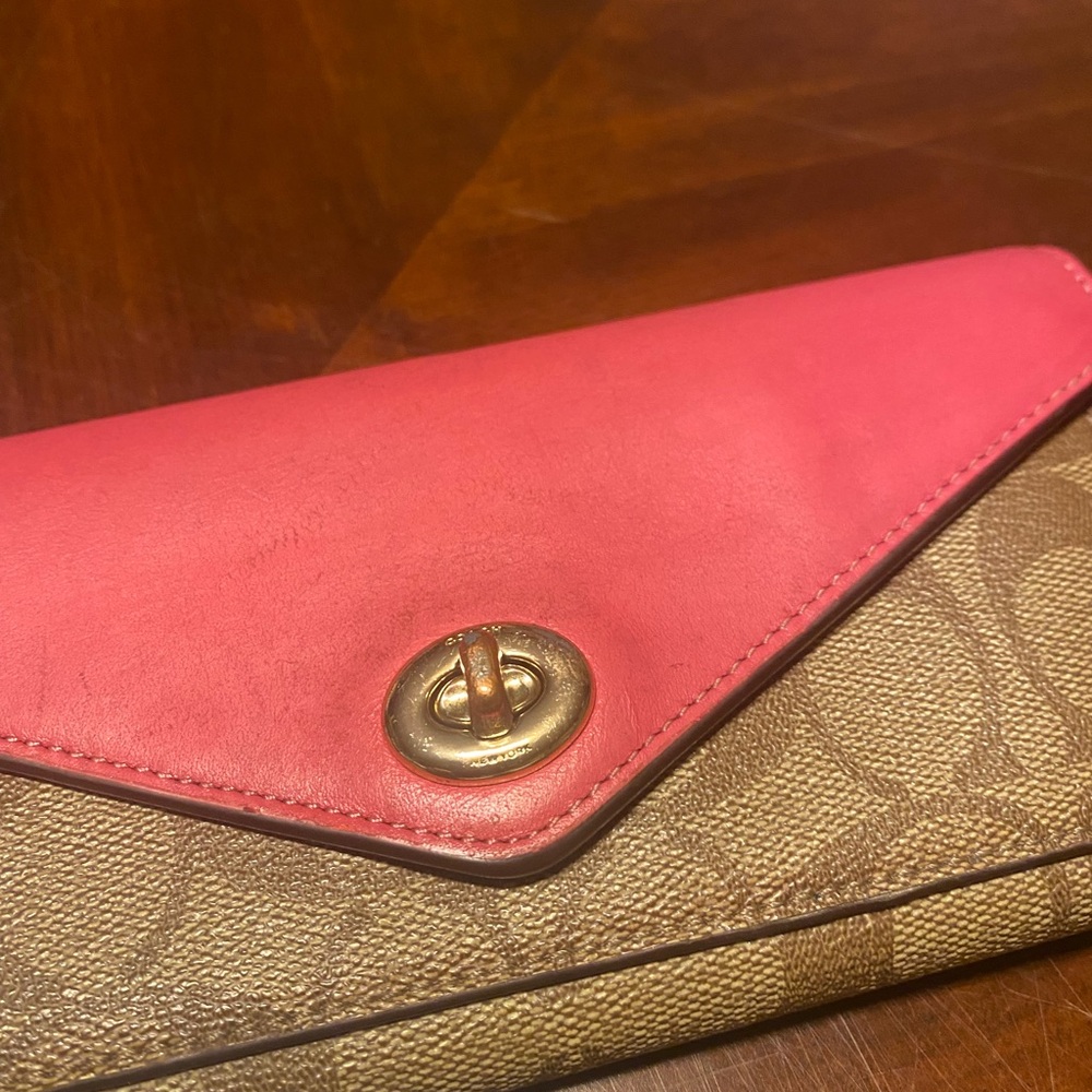 Coach Pink and Tan Signature Wallet - Picture 2 of 8